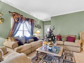 19269 NW 14th St, Pembroke Pines FL 33029