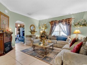 19269 NW 14th St, Pembroke Pines FL 33029