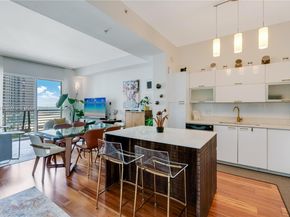 234 NE 3rd St LPH06, Miami FL 33132