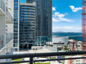 234 NE 3rd St LPH06, Miami FL 33132