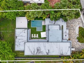 1845 NE 124th St, North Miami FL 33181