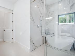 1845 NE 124th St, North Miami FL 33181