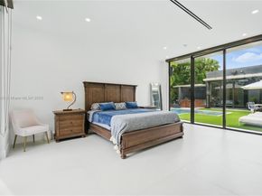 1845 NE 124th St, North Miami FL 33181