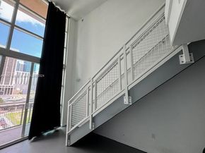 253 NE 2nd St 622, Miami FL 33132