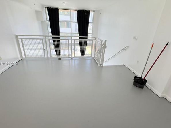 253 NE 2nd St 622, Miami FL 33132