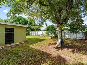 2620 SW 53rd Ave, West Park FL 33023