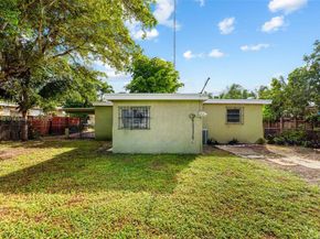 2620 SW 53rd Ave, West Park FL 33023
