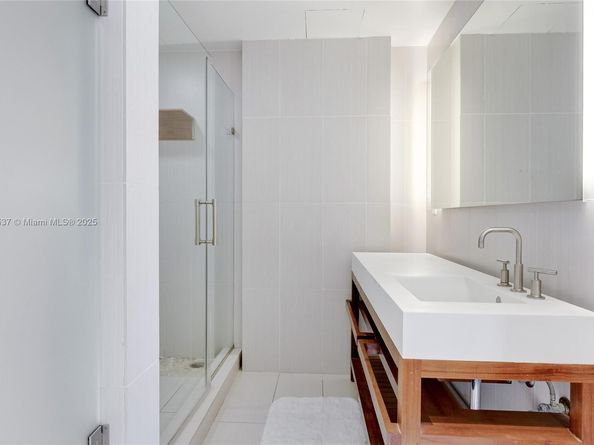 3101 Bayshore Dr 1802, Fort Lauderdale FL 33304