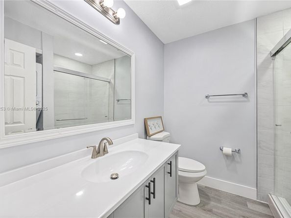 3639 NW 83rd Ln, Sunrise FL 33351