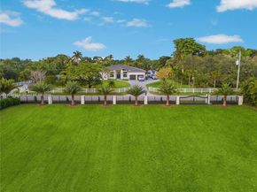 70 Sw Pl, Southwest Ranches FL 33331