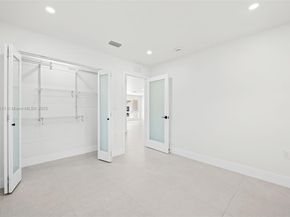 3333 Roosevelt St, Hollywood FL 33021
