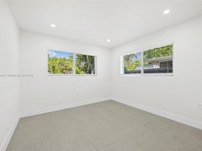 3333 Roosevelt St, Hollywood FL 33021