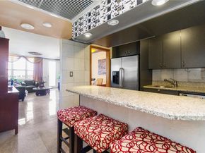100 Lincoln Rd 811, Miami Beach FL 33139
