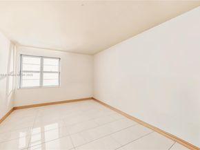 100 Lincoln Rd 811, Miami Beach FL 33139