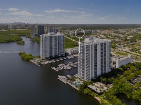 17301 Biscayne Blvd 2009, North Miami Beach FL 33160