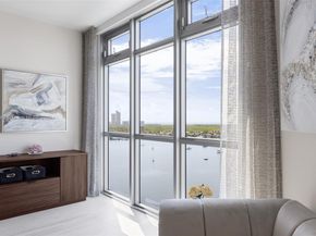 17301 Biscayne Blvd 2009, North Miami Beach FL 33160