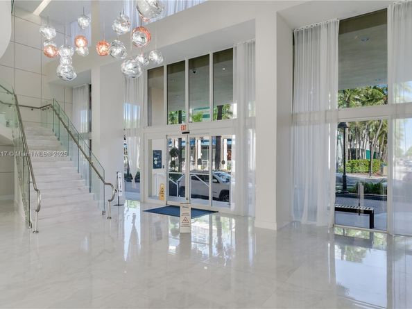 18800 NE 29th Ave 520, Aventura FL 33180