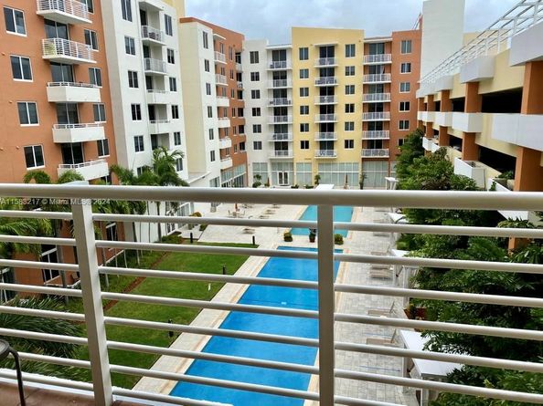 18800 NE 29th Ave 520, Aventura FL 33180