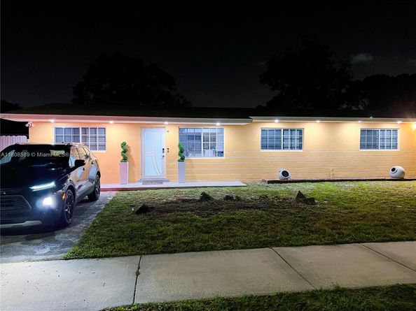1321 NW 171st St, Miami Gardens FL 33169