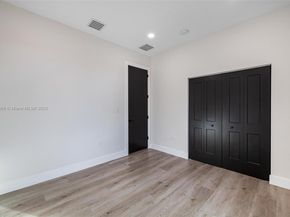 535 NW 52nd St, Miami FL 33127