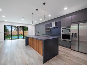 535 NW 52nd St, Miami FL 33127