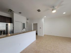 8938 SW 19th St 904, Miramar FL 33025