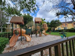 8938 SW 19th St 904, Miramar FL 33025