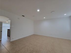 8938 SW 19th St 904, Miramar FL 33025