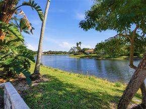 7646 Red River Rd, West Palm Beach FL 33411