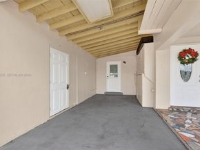 890 NW 35th Ave, Lauderhill FL 33311