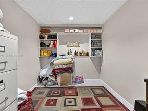 890 NW 35th Ave, Lauderhill FL 33311