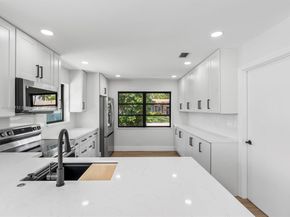 3170 NW 69th St, Fort Lauderdale FL 33309