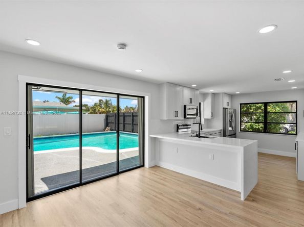 3170 NW 69th St, Fort Lauderdale FL 33309