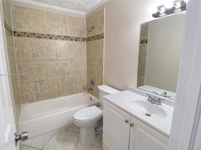 6533 Harbour Rd, North Lauderdale FL 33068