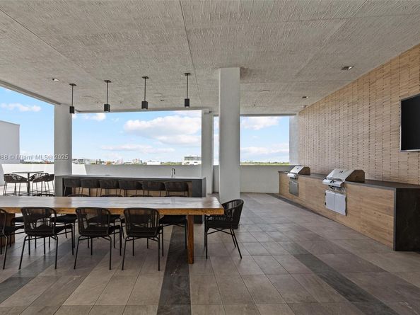 3900 Biscayne Blvd N819, Miami FL 33137