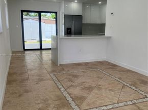 2368 / 2370 NW 33rd St, Miami FL 33142