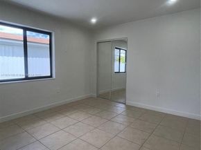 2368 / 2370 NW 33rd St, Miami FL 33142