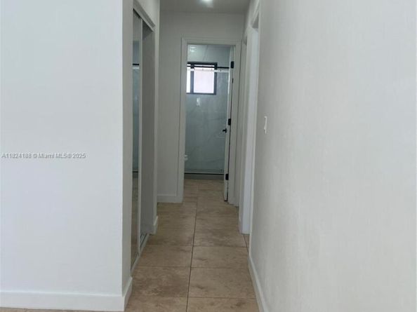 2368 / 2370 NW 33rd St, Miami FL 33142