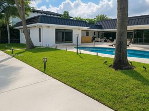 1201 Diplomat Pkwy, Hollywood FL 33019