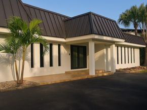 1201 Diplomat Pkwy, Hollywood FL 33019