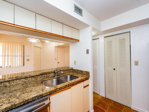 15489 N Miami Lakeway N 2023, Miami Lakes FL 33014