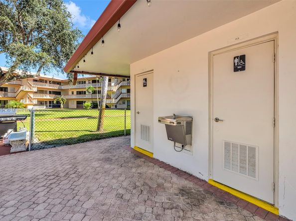 5300 Washington St H137, Hollywood FL 33021