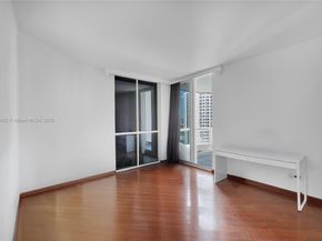 21050 Point Pl 2001, Aventura FL 33180