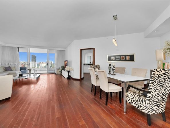 21050 Point Pl 2001, Aventura FL 33180