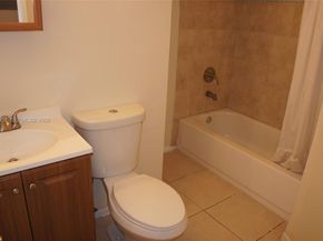 409 4th Ave N, Lake Worth FL 33460