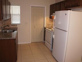 409 4th Ave N, Lake Worth FL 33460