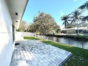 3042 Hayes St, Hollywood FL 33021