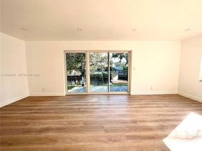 3042 Hayes St, Hollywood FL 33021
