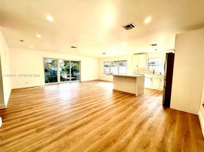 3042 Hayes St, Hollywood FL 33021