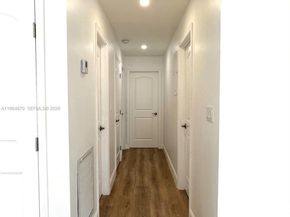 3042 Hayes St, Hollywood FL 33021